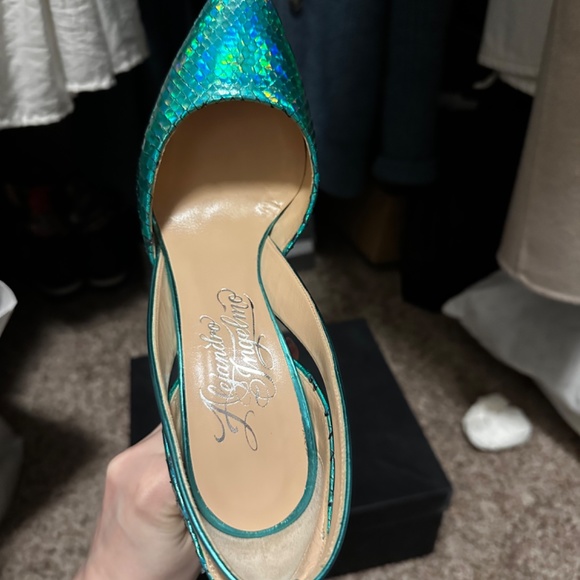 High heels - Picture 9 of 12